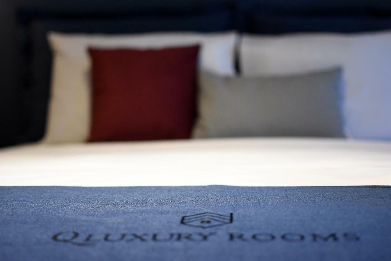 Q Luxury Rooms Salonicco Esterno foto